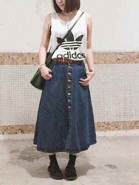 デニムスカートを使った「セリーヌ」の人気ファッションコーディネート