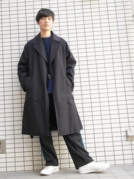 「アイテム（トレンチコート）」を使った、並木一樹さん（メンズ・180cm）の秋コーディネート