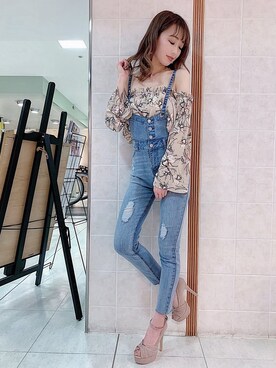 「LIPSERVICE（リップサービス）のアイテム（オールインワン・サロペット）」を使った、fumiさん（レディース・165cm）の冬コーディネート
