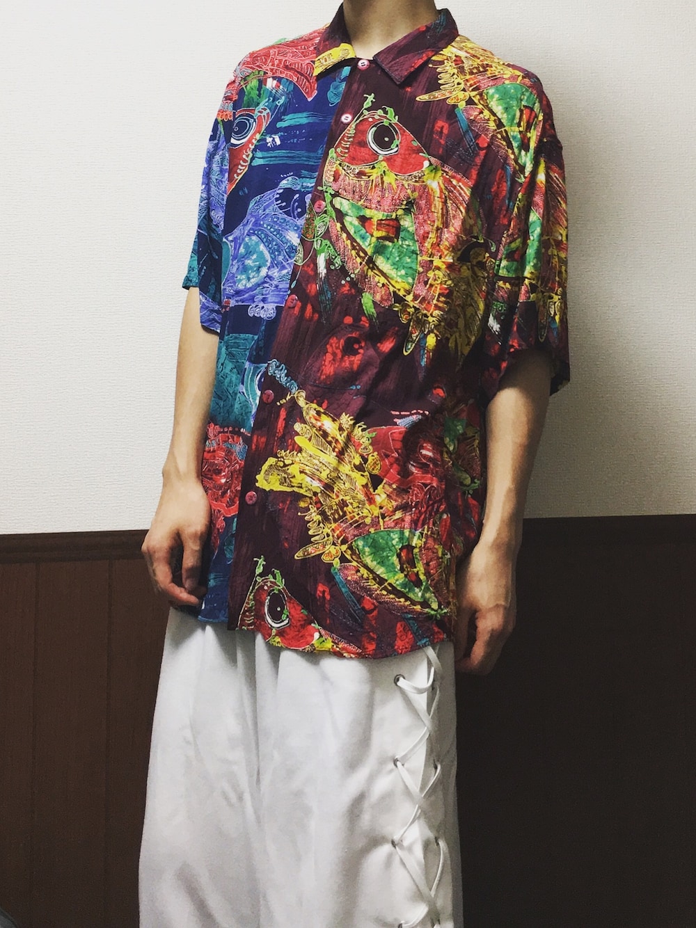 「柄シャツ、古着」｜「jams worldのアイテム（シャツ/ブラウス、その他）」を使った、加賀谷佳月さん（メンズ・175cm）の夏コーディネートの1枚目の写真