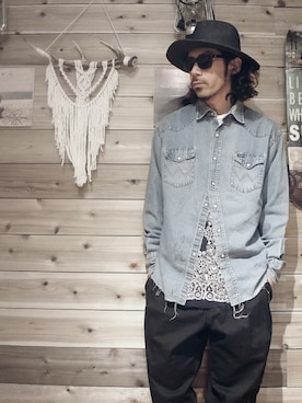 「Dickies（ディッキーズ）のWEB限定 Dickies/ディッキーズ TCツイル ストレッチタックワイドパンツ（その他パンツ）」を使った、OGAさん（メンズ・169cm）の春コーディネート