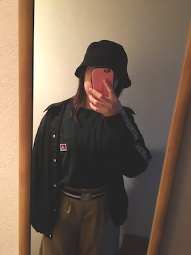 「Honeys（ハニーズ）のアイテム（チノパンツ）」を使った、Моёкаさん（レディース・158cm）の秋コーディネート
