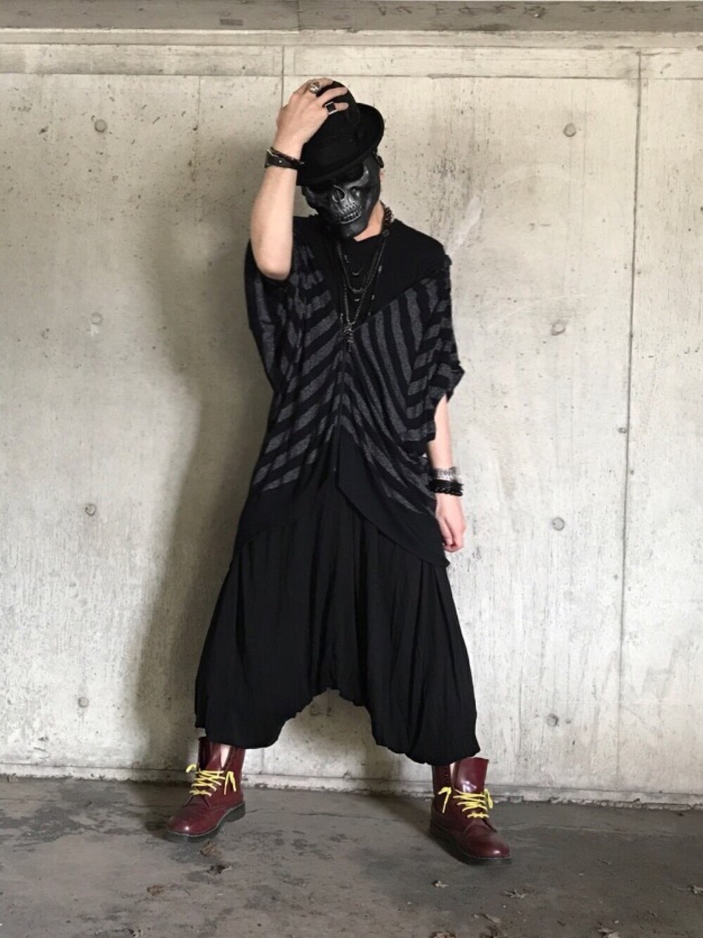 【タグ付き新品未使用】GADGET GROW パンツ クロップドパンツ タグ付き新品未使用】GADGET GROW パンツ クロップドパンツ D