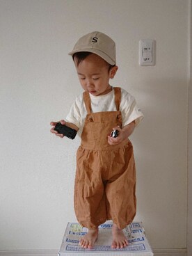 「1歳半」｜「アイテム（キャップ）」を使った、とわん1105さん（キッズ・80cm）の春コーディネート