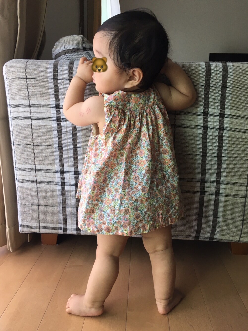 「花柄」｜「kuranbonのアイテム（チュニック、その他）」を使った、mochikoさん（キッズ・70cm）の冬コーディネートの1枚目の写真