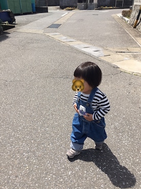「お散歩」｜「アイテム（オールインワン・サロペット）」を使った、mochikoさん（キッズ・80cm）の春コーディネート