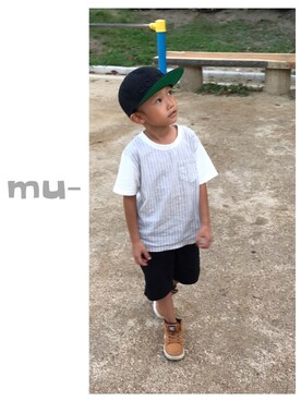 「DC SHOES（ディーシーシューズ）のアイテム（ブラウン系）」を使った、mu-さん（キッズ・100cm）の秋コーディネート