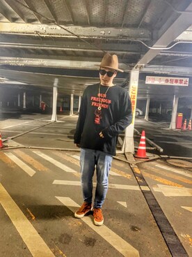 「VANS（バンズ）のアイテム（スニーカー、オレンジ系）」を使った、しんちゃんさん（メンズ・183cm）の春コーディネート