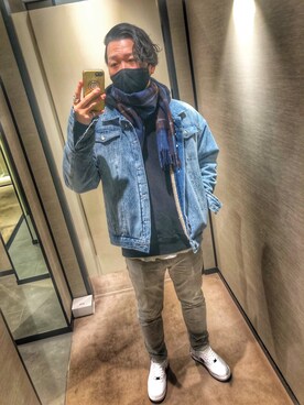 「NIKE（ナイキ）のアイテム（スニーカー、ホワイト系）」を使った、しんちゃんさん（メンズ・183cm）の冬コーディネート