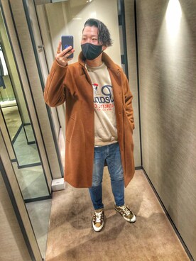「CONVERSE（コンバース）のアイテム（スニーカー、ベージュ系）」を使った、しんちゃんさん（メンズ・183cm）の冬コーディネート