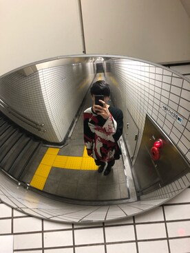 「Yohji Yamamoto（ヨウジヤマモト）のアイテム（ニット/セーター）」を使った、がやさん（メンズ・181cm）の秋コーディネート