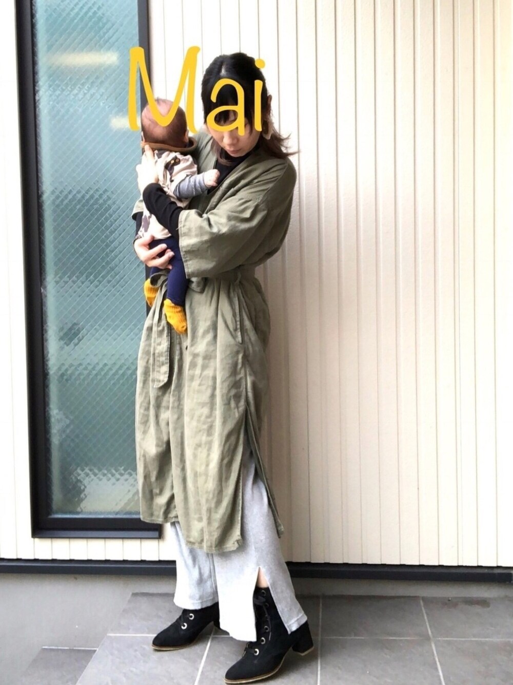 「ゆるコーデ、おやこーで。、飛鳥時代、リブスリットストレートパンツ、ゆるワンピ、黒猫、男の子、2カ月」｜「UNIQLOのスタイ（クルマ･3枚組）（肌着、ブルー系）」を使った、mai✺maiさん（レディース・158cm）の秋コーディネートの1枚目の写真