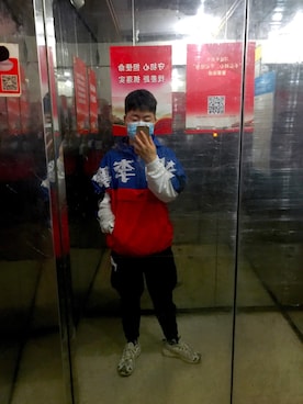 「FILA（フィラ）のアイテム（モカシン/デッキシューズ）」を使った、今天打太极さん（メンズ・165cm）の春コーディネート