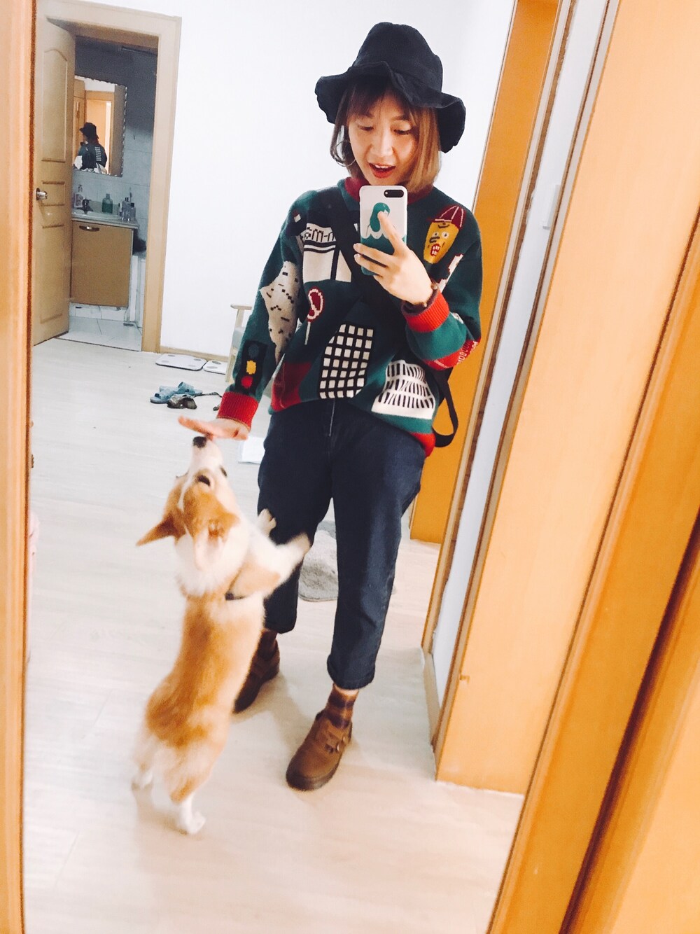 「takashaのアイテム（ニット/セーター、グリーン系）」を使った、丢丢丢酱さん（レディース・162cm）の秋コーディネートの1枚目の写真