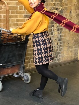 「アイテム（スウェット、ゴールド系）」を使った、LEtWさん（レディース・156cm）の春コーディネート