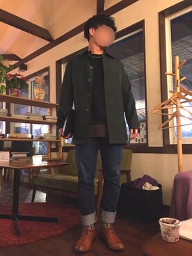 「アイテム（トレンチコート、グリーン系）」を使った、Hさん（メンズ・182cm）の冬コーディネート