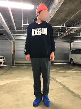 「NEONSIGN（ネオンサイン）のアイテム（帽子）」を使った、Hさん（メンズ・182cm）の春コーディネート