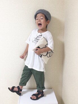 「カーキパンツ」｜TATAさん（キッズ・100cm）の夏コーディネート