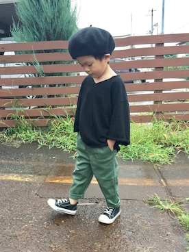 「カーキパンツ」｜TATAさん（キッズ・100cm）の秋コーディネート