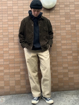 「チャックテイラー」｜「アイテム（デニムジャケット）」を使った、yukiさん（メンズ・170cm）の冬コーディネート
