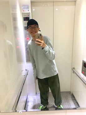 「H&M（エイチ・アンド・エム）のアイテム（カーディガン/ボレロ）」を使った、Xiang Yu  Zengさん（メンズ・170cm）の春コーディネート