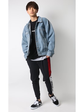 「Lazar（ラザル）のアイテム（デニムジャケット）」を使った、Lazarさん（メンズ・180cm）の春コーディネート