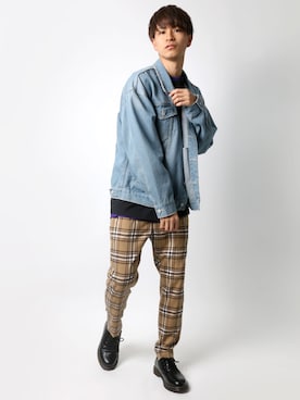 「Lazar（ラザル）のアイテム（デニムジャケット）」を使った、Lazarさん（メンズ・180cm）の春コーディネート