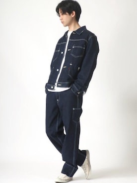 「Levi's RED（リーバイスレッド）のアイテム」を使った、Lazarさん（メンズ・177cm）の春コーディネート