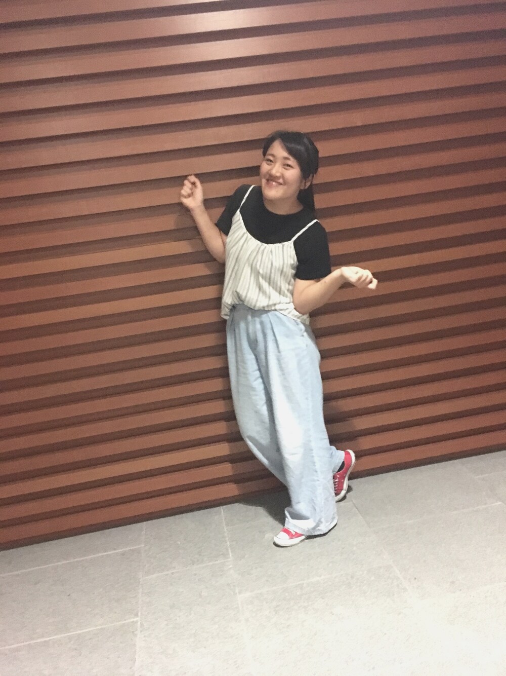 「着回しコーデ、大学生」｜「LEPSIMのアイテム（トップス、ホワイト系）」を使った、はるかさん（レディース・165cm）の夏コーディネートの1枚目の写真