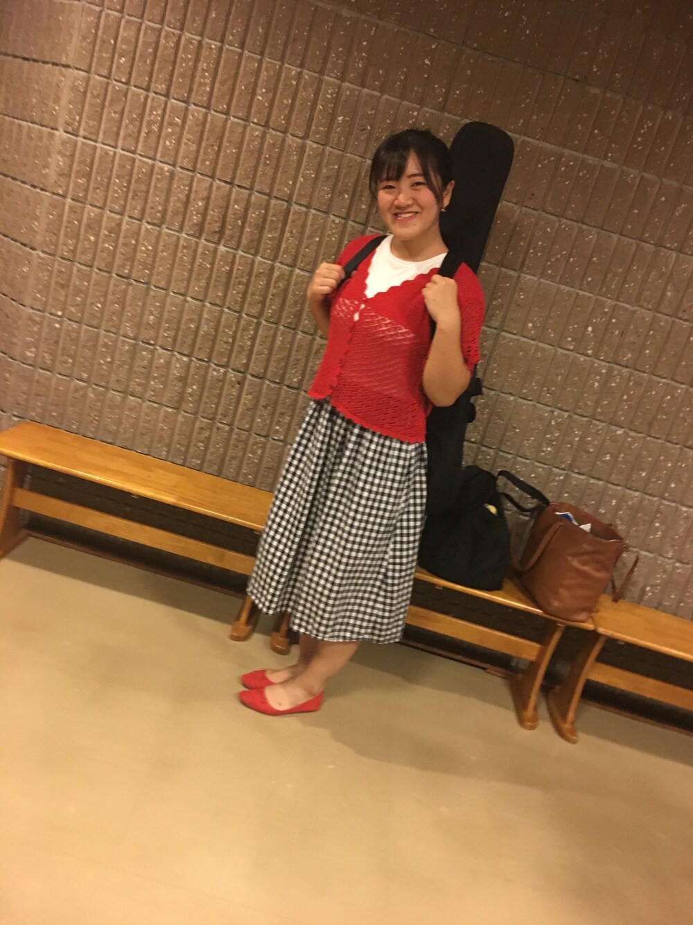 「バンド、ライブ」｜「LOWRYS FARMのアイテム（ジャケット/アウター、レッド系）」を使った、はるかさん（レディース・165cm）の夏コーディネートの1枚目の写真