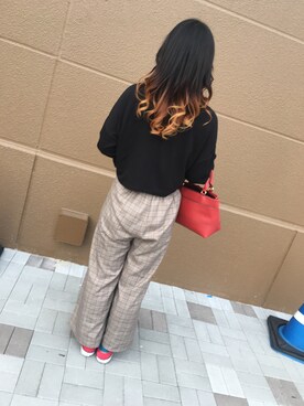 「Green Parks fuuwa（グリーンパークスフーワ）のアイテム（パンツ）」を使った、はるかさん（レディース・165cm）の秋コーディネート