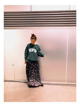 「ZARA（ザラ）のアイテム（スカート、ブラック系）」を使った、優津季さん（レディース・165cm）の秋コーディネート