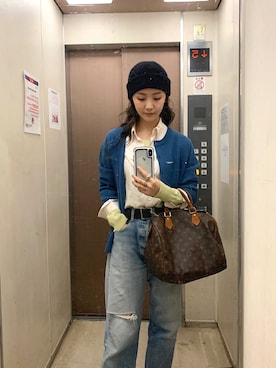 「CA4LA（カシラ）のアイテム（ニットキャップ/ビーニー、ブラック系）」を使った、優津季さん（レディース・165cm）の春コーディネート