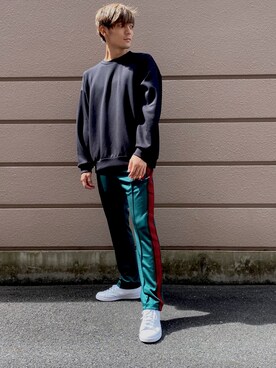 「Needles（ニードルス）のSTUDIOUS限定 Track Pant（パンツ、グリーン系）」を使った、拓也さん（メンズ・180cm）の秋コーディネート