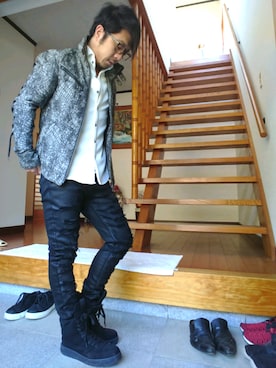 「TETE HOMME（テットオム）のアイテム（トップス）」を使った、masashiさん（メンズ・157cm）の秋コーディネート