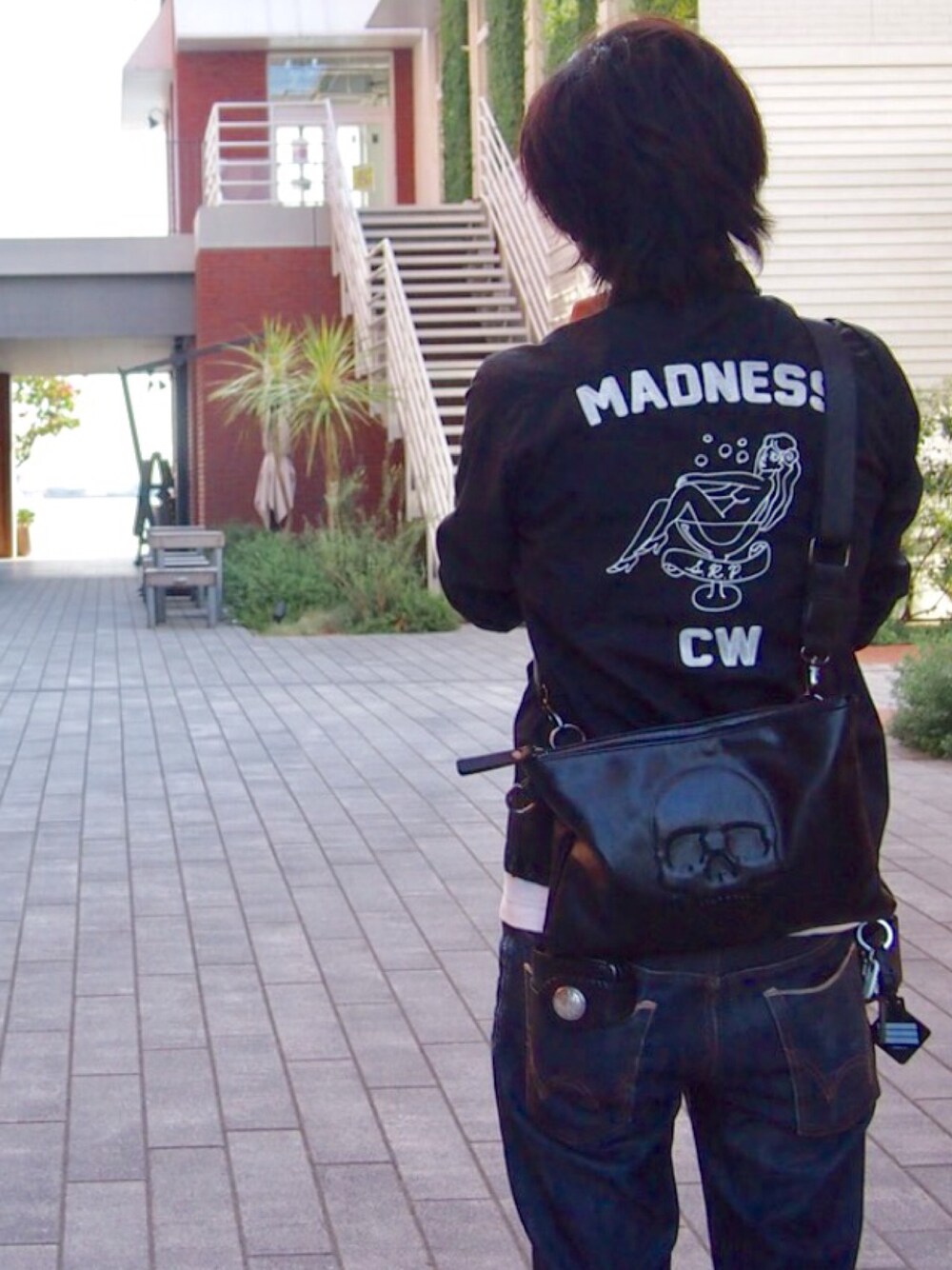 「工場夜景、横浜、olympus」｜「CLUCTのL/S BOWLING SHIRTS（シャツ/ブラウス、ブラック系）」を使った、♢♦︎MiZ♦︎♢さん（メンズ・169cm）の夏コーディネートの1枚目の写真