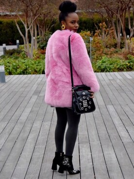「holiday」｜「アイテム（ブーティ）」を使った、Shakitaさん（レディース・157cm）の冬コーディネート