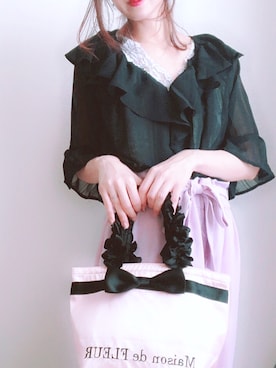 「ネイビー×ピンク」｜「アイテム（パンツ）」を使った、Lisaさん（レディース・166cm）の春コーディネート