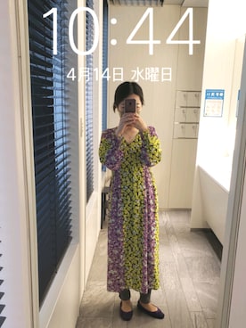 「アイテム（バレエシューズ、パープル系）」を使った、mokoさん（レディース・157cm）の春コーディネート