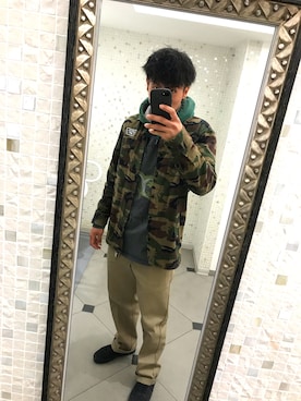 「VANS（バンズ）のアイテム（ミリタリージャケット）」を使った、すがさくさん（メンズ・184cm）の春コーディネート
