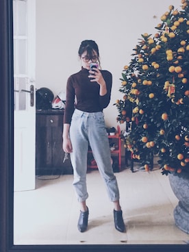 「SKY（スカイ）のアイテム」を使った、Nguyễn Linhさん（レディース・158cm）の春コーディネート