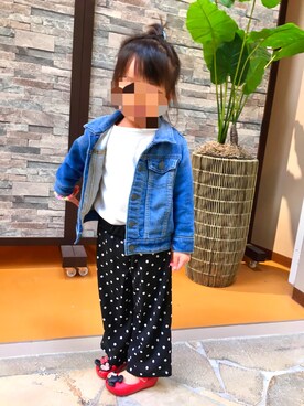 「ドットパンツ」｜「アイテム（デニムジャケット）」を使った、ksrmamさん（キッズ・100cm）の春コーディネート