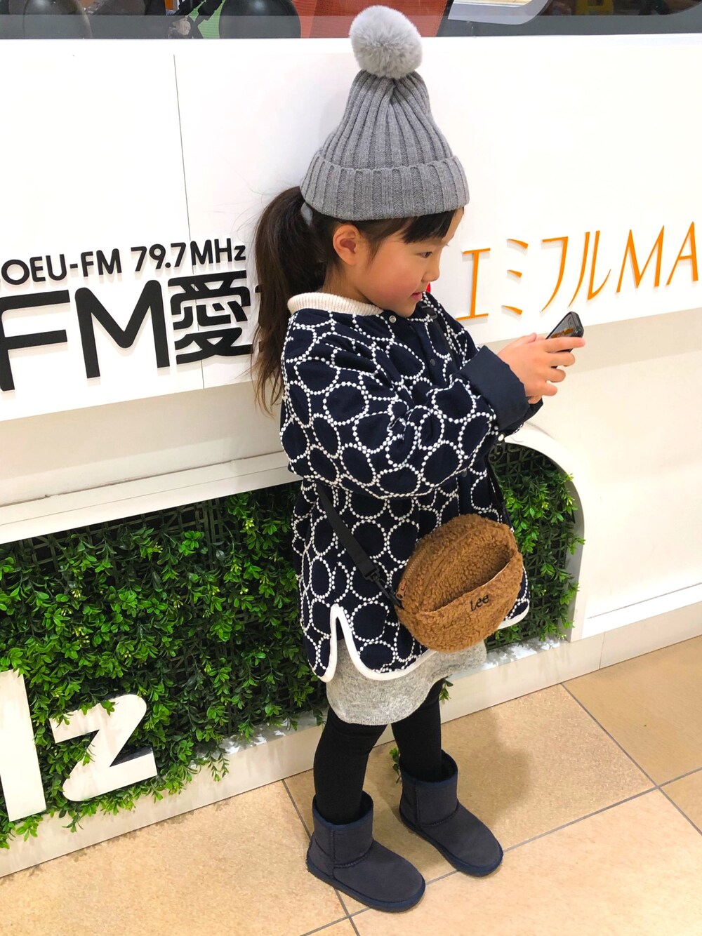 mina perhonenのノーカラージャケットを使った人気ファッション