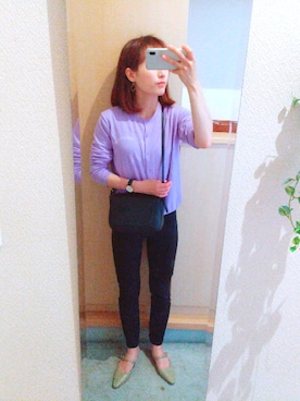 「パープル×黒」｜「アイテム（デニムパンツ）」を使った、kahooosさん（レディース・154cm）の春コーディネート