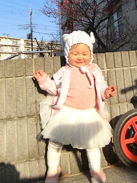 「babygap」｜「アイテム（キャップ）」を使った、Minh Trangさん（キッズ・70cm）の冬コーディネート