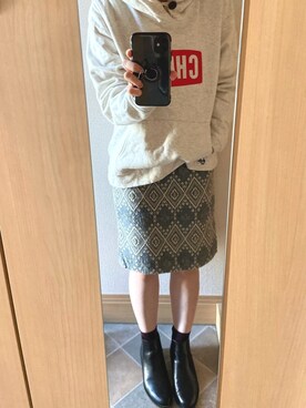 「CHUMS（チャムス）のアイテム（パーカー）」を使った、toiさん（レディース・154cm）の秋コーディネート