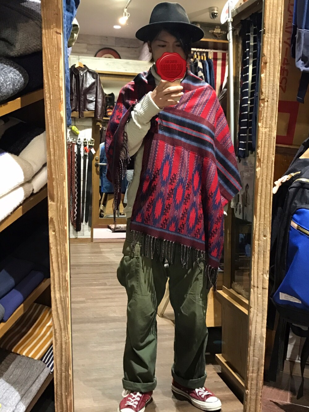 「マフラー、マフラーアレンジ、アメカジ、インディアン風、インディアン、都会っ子になりきり。」｜「SUBLIMEのアイテム（ハット、ブラック系）」を使った、ボーイさん（メンズ・175cm）の冬コーディネートの1枚目の写真