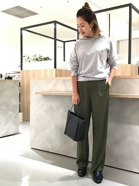 「LIPSTAR（リップスター）のアイテム（トップス）」を使った、lipstar_officialさん（レディース・164cm）の秋コーディネート