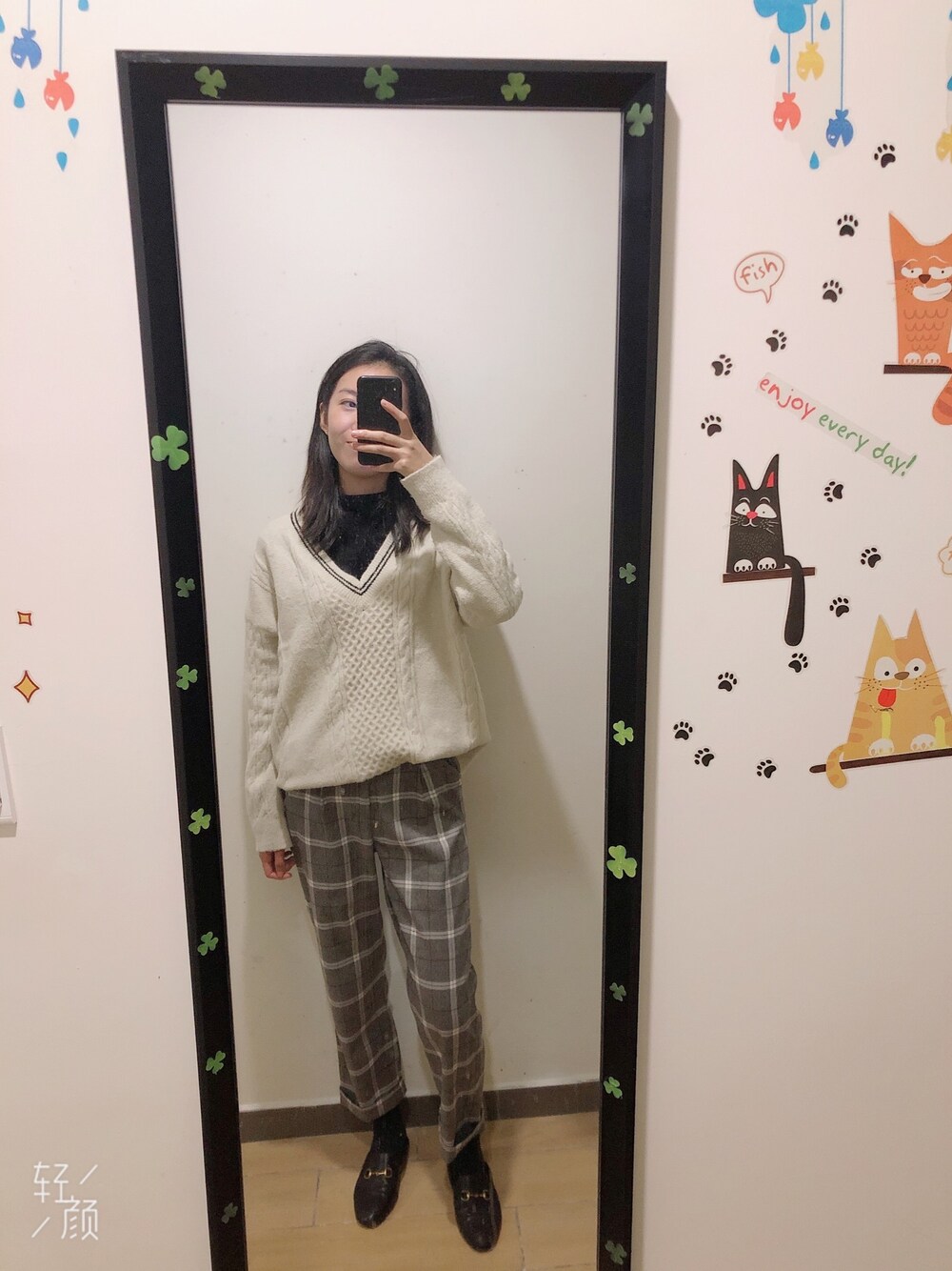 「FFANのアイテム（チノパンツ、その他）」を使った、Aho_さん（レディース・167cm）の秋コーディネートの1枚目の写真