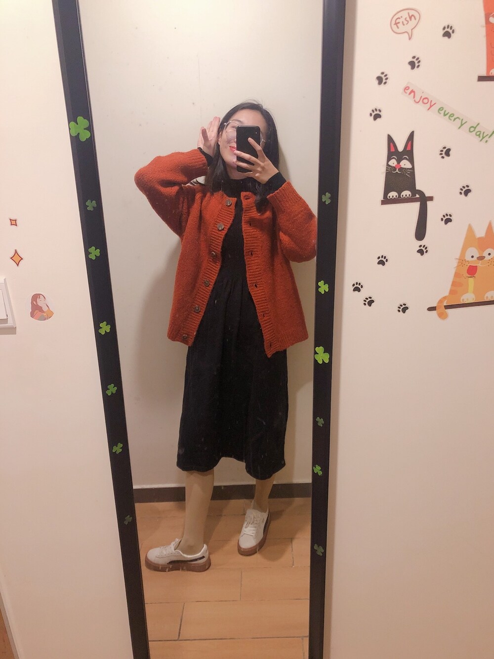 「荷静のアイテム（ニット/セーター、オレンジ系）」を使った、Aho_さん（レディース・167cm）の秋コーディネートの1枚目の写真